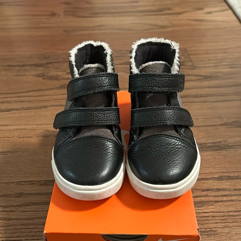 Ugh booties worn very few times. Black and gray. Boys. In very good condition.